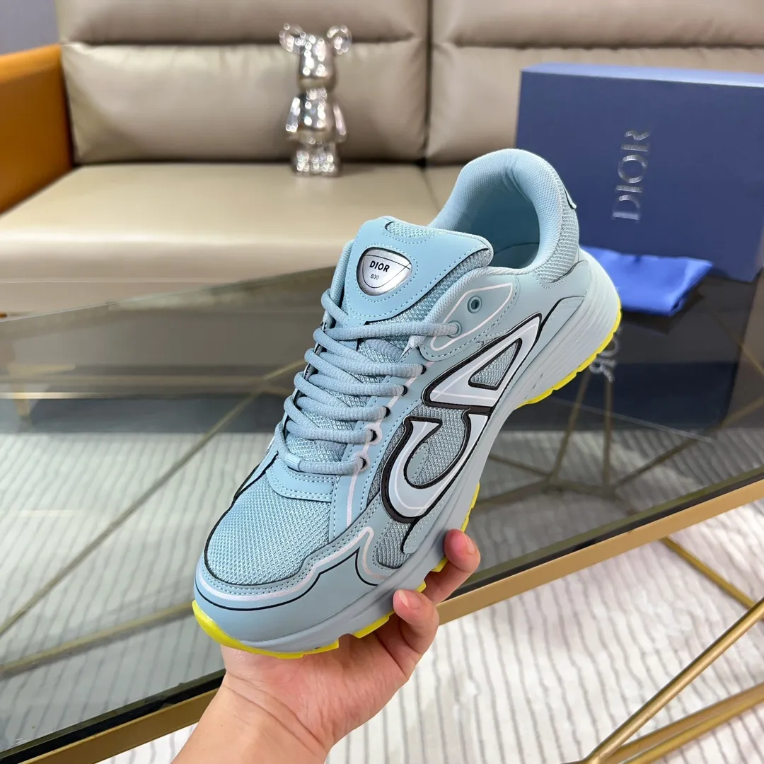Men's Shoes💰P460💰【DIOR】Dior's new B30 low-top sneakers✅ are carefully made of gray mesh fabric and white technical fabric, decorated with reflective "CD30" graphic logo, and "DIO~B30" and "CD30" logos on the heel and tongue. An extra-light, sculpted rubber sole with signature accents adds style, while internal stretch details create ideal comfort. It can be matched with various casual styles to show a fashionable and modern sports style. Code number: 38-44 (45 can be customized)